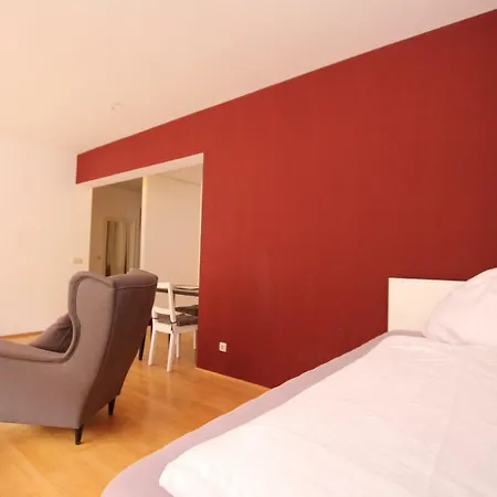 Apartment #4 Druschba Boutique *