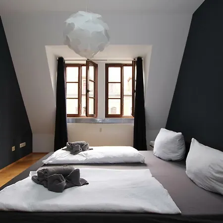 Apartment #4 Druschba Boutique *